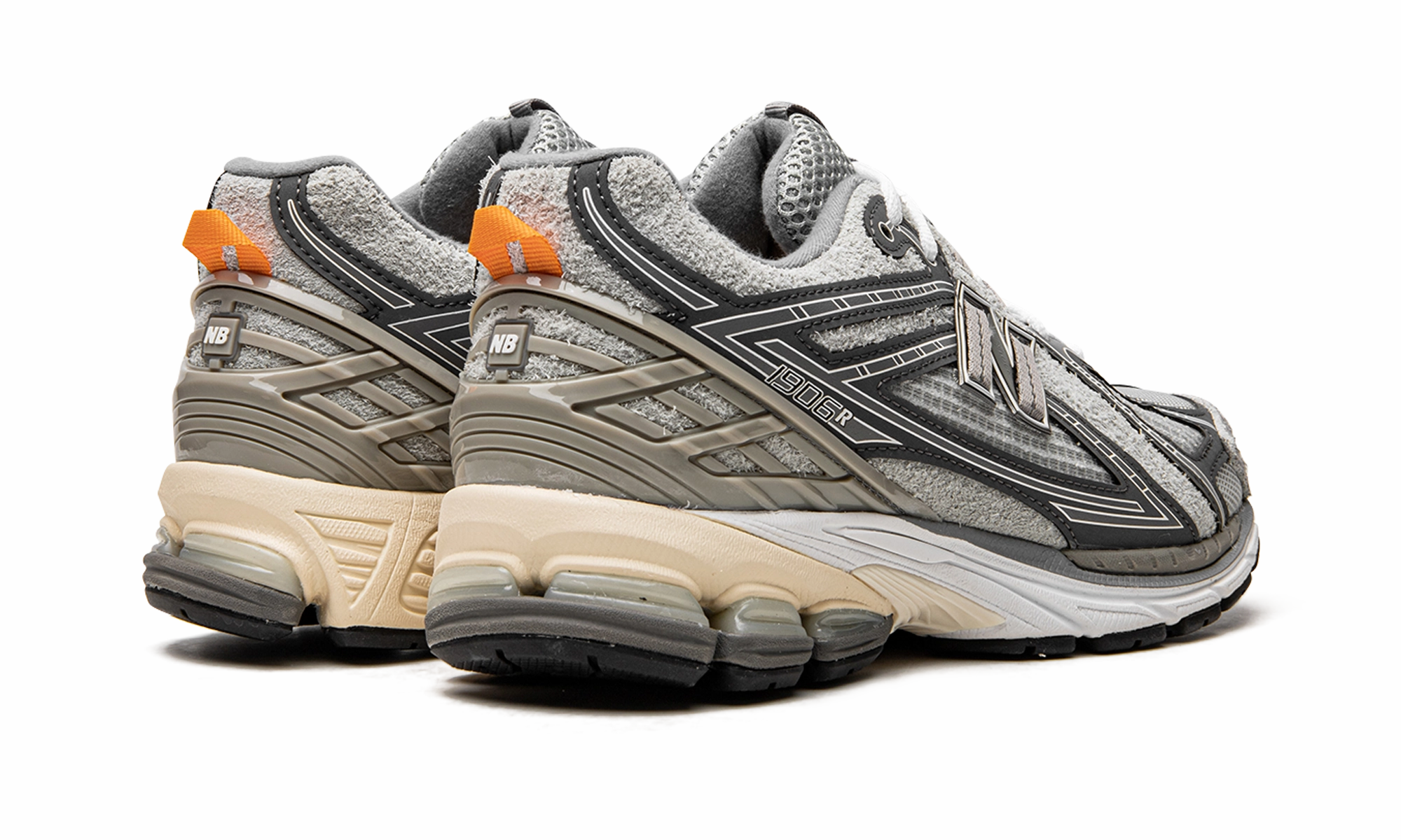 1906R "INVINCIBLE x N.HOOLYWOOD Grey Swan" Dynamic Fit Collar Hybrid Layering