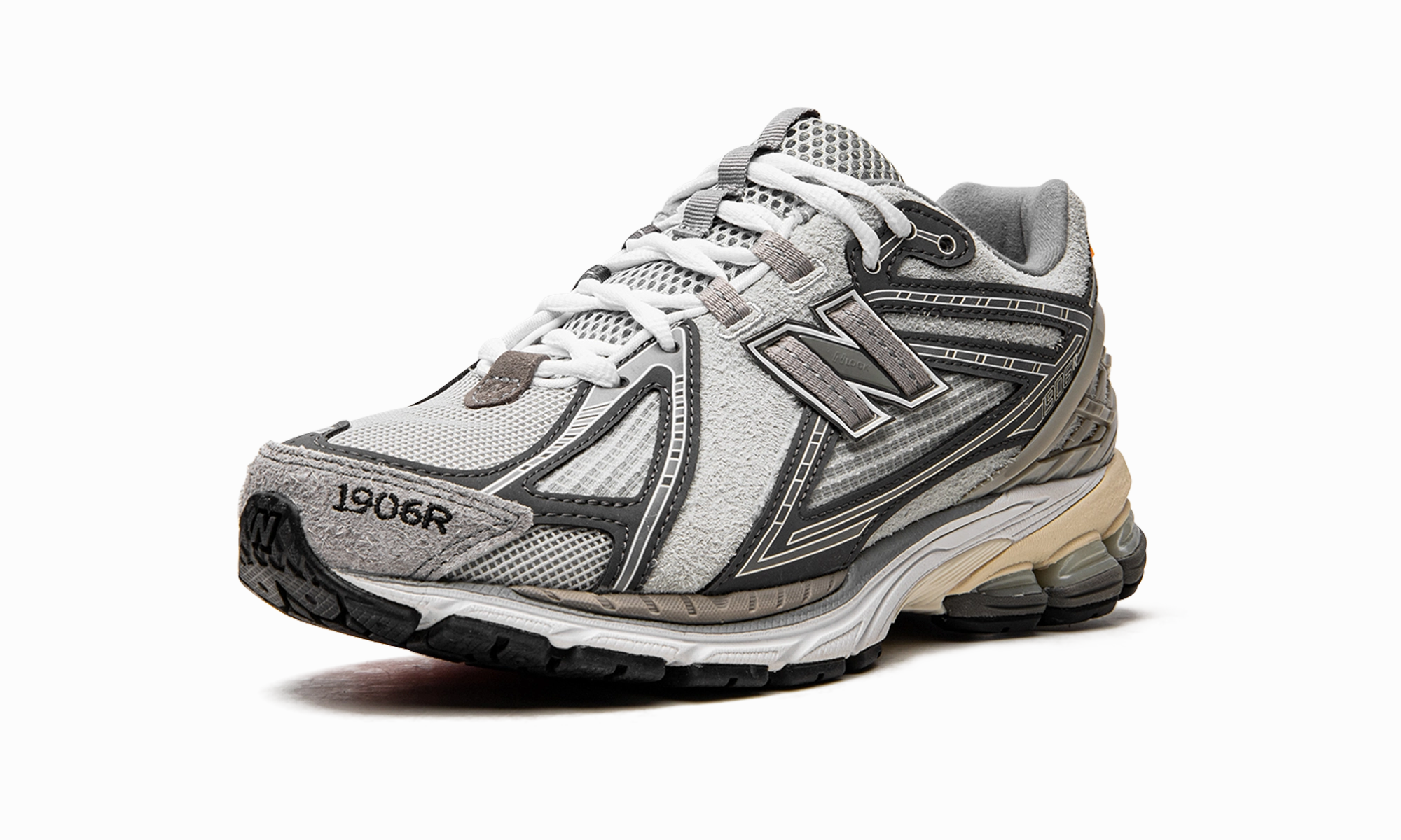 Comfort arch mountain gear 1906R "INVINCIBLE x N.HOOLYWOOD Grey Swan"