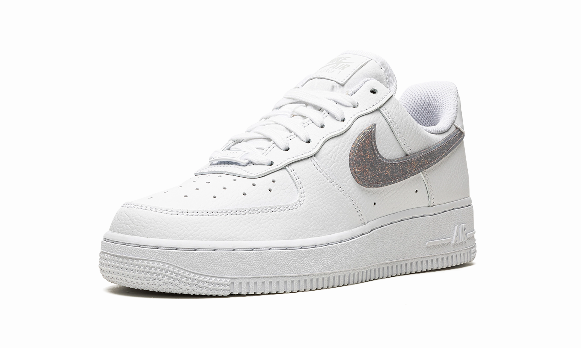 AIR FORCE 1 '07 ESS WMNS "Glitter Swoosh - Canyon Purple" Walk Around