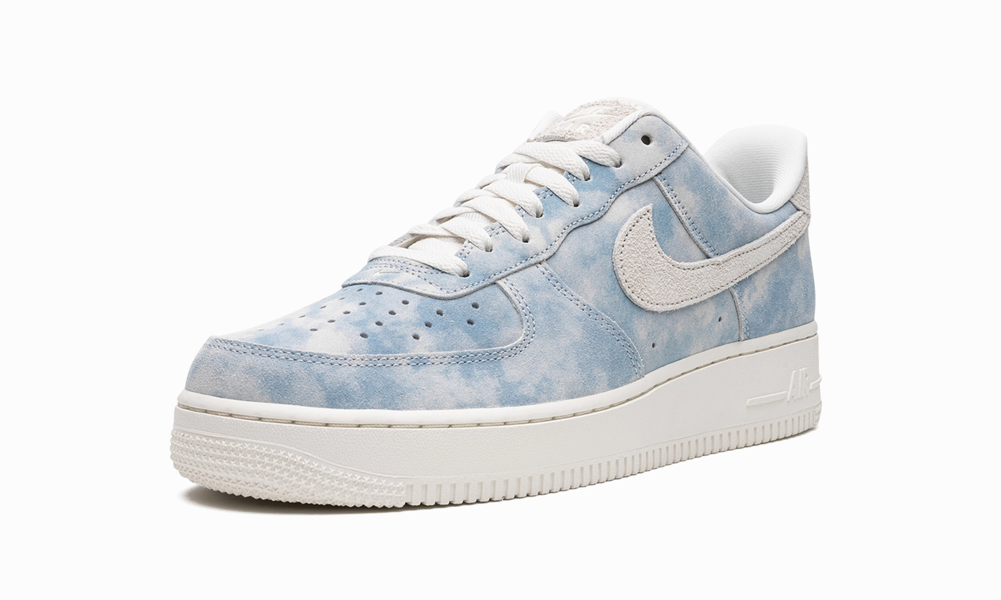 AIR FORCE 1 LO SE MNS WMNS "Clouds" Quiet Move Wide Fit Option