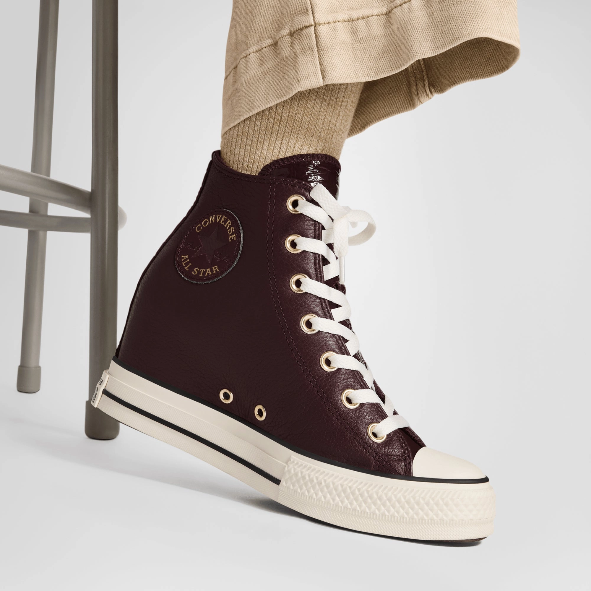 Abrasion Shield Converse | CHUCK TAYLOR ALL STAR CLASSIC WEDGE LEATHER { BROWN
