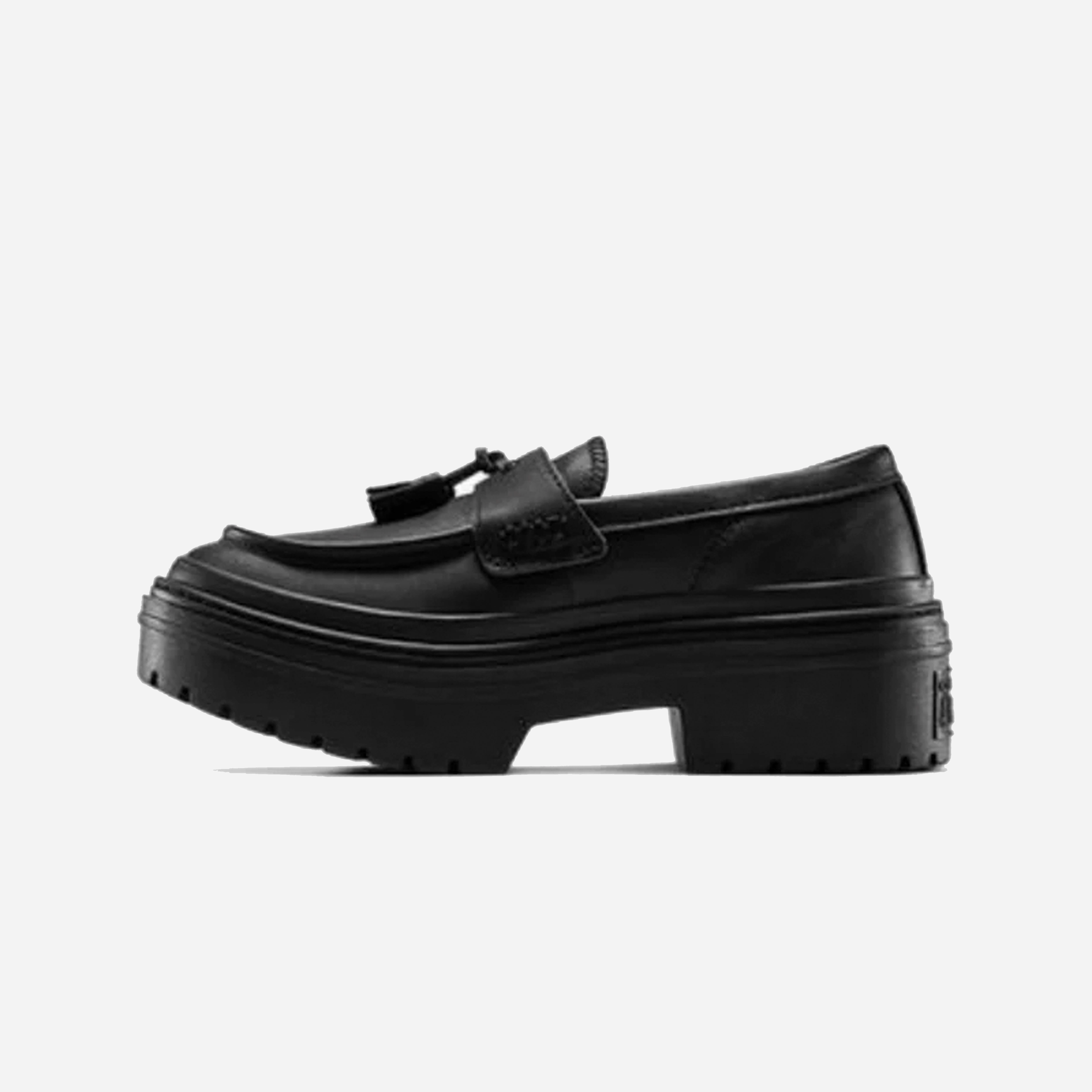 Converse | CHUCK TAYLOR ALL STAR LUGGED HEEL LOAFER CUERO { BLACK Compression Fit Lining Neutral Cushioning Profile