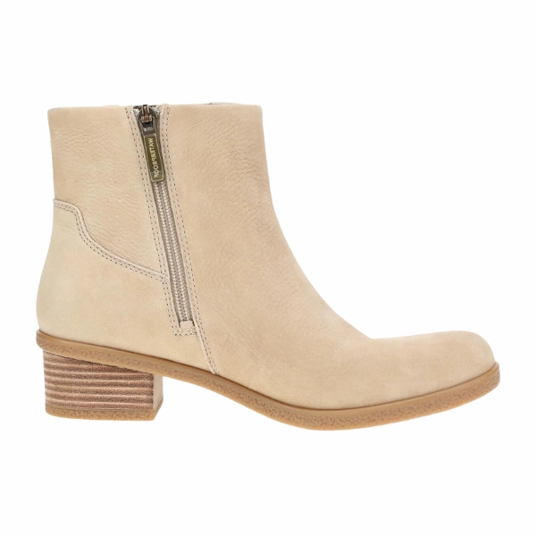 Compact Frame Sporty Dansko Women's Daisie Waterproof Sand