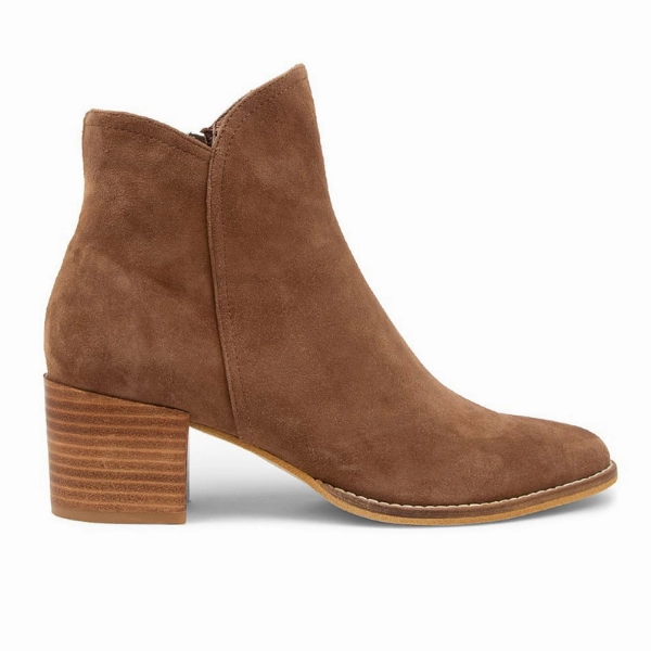 Slip Resistant Backcountry Camper Waterproof Stylish Explorer Django & Juliette Women's Mockas Chocolate Suede