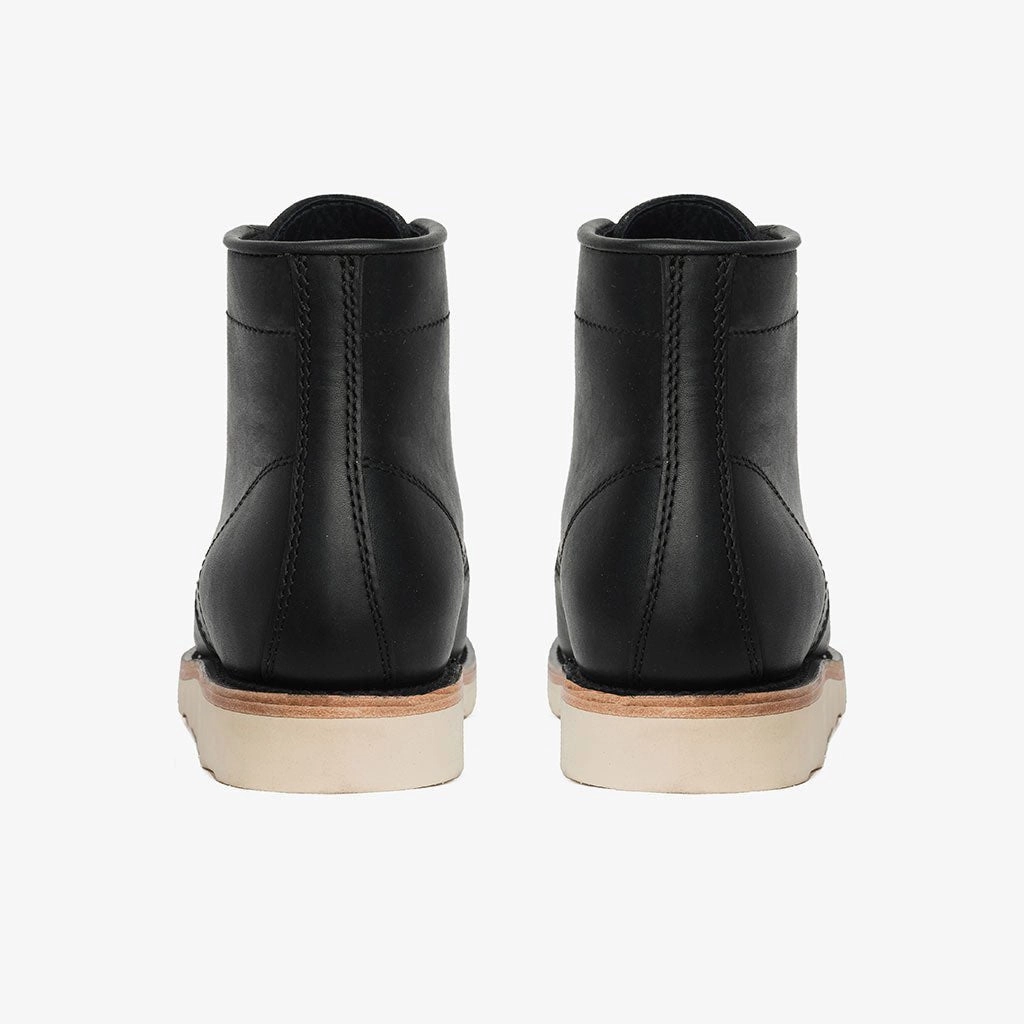 Low Profile Remote Hiking Diplomat | Black Matte