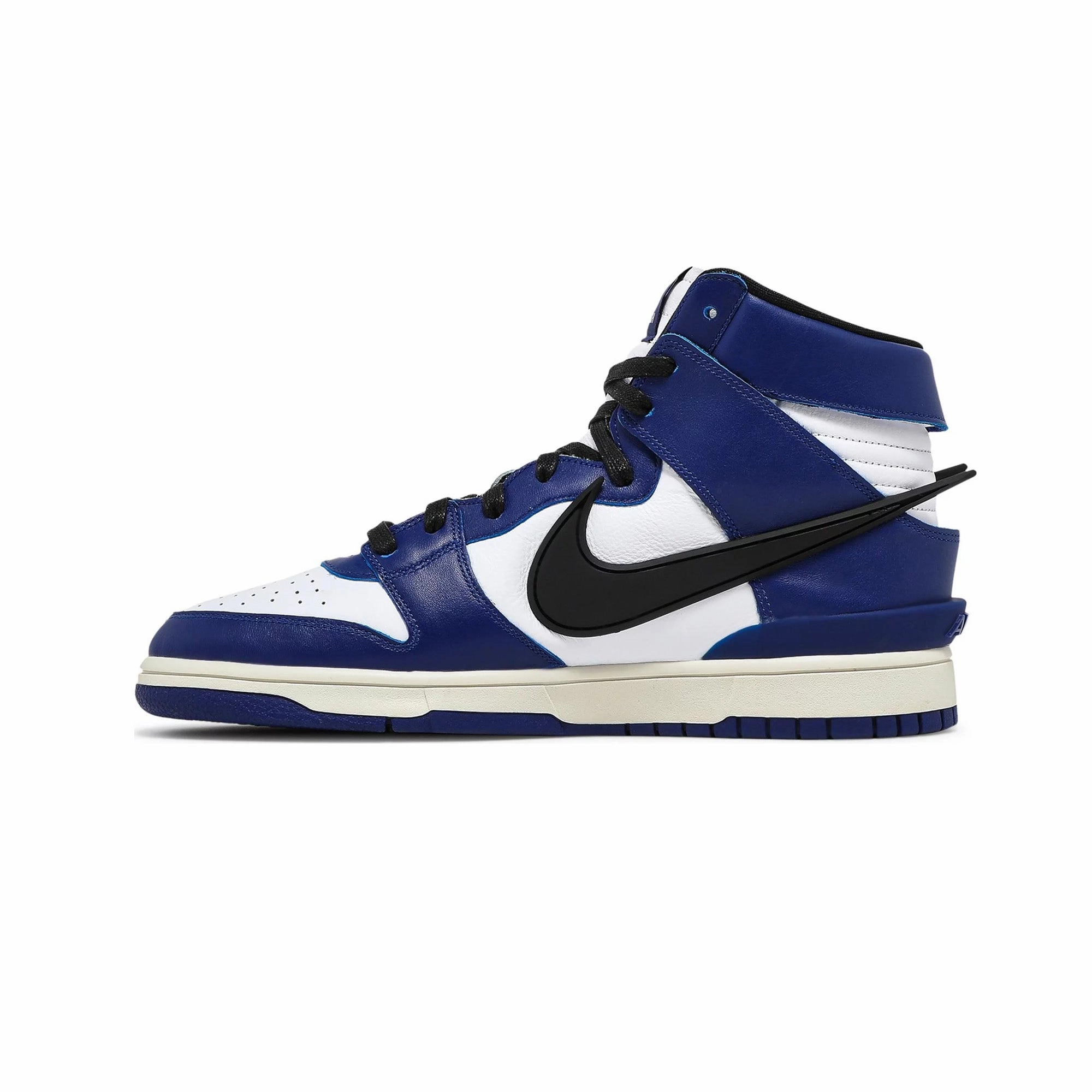 Dunk High x AMBUSH 'Deep Royal' Comfort sole Street Motion