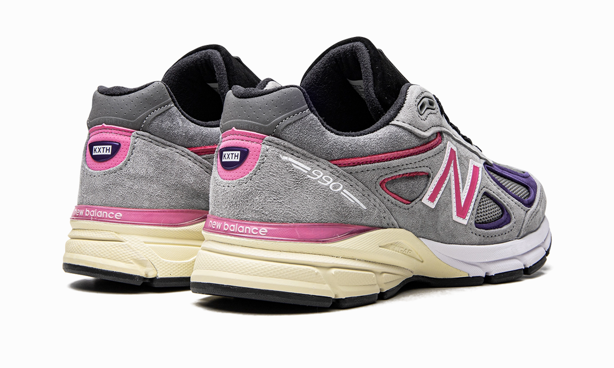 traction shoes running in a historical site shoes 990v4 "Kith United Arrows & Sons"