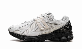 track running footwear 1906R "Comme des Garcons Homme - White"