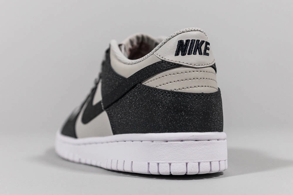 Flat Base Nike Dunk Low 'Anthracite' (GS) - FZ1000-001