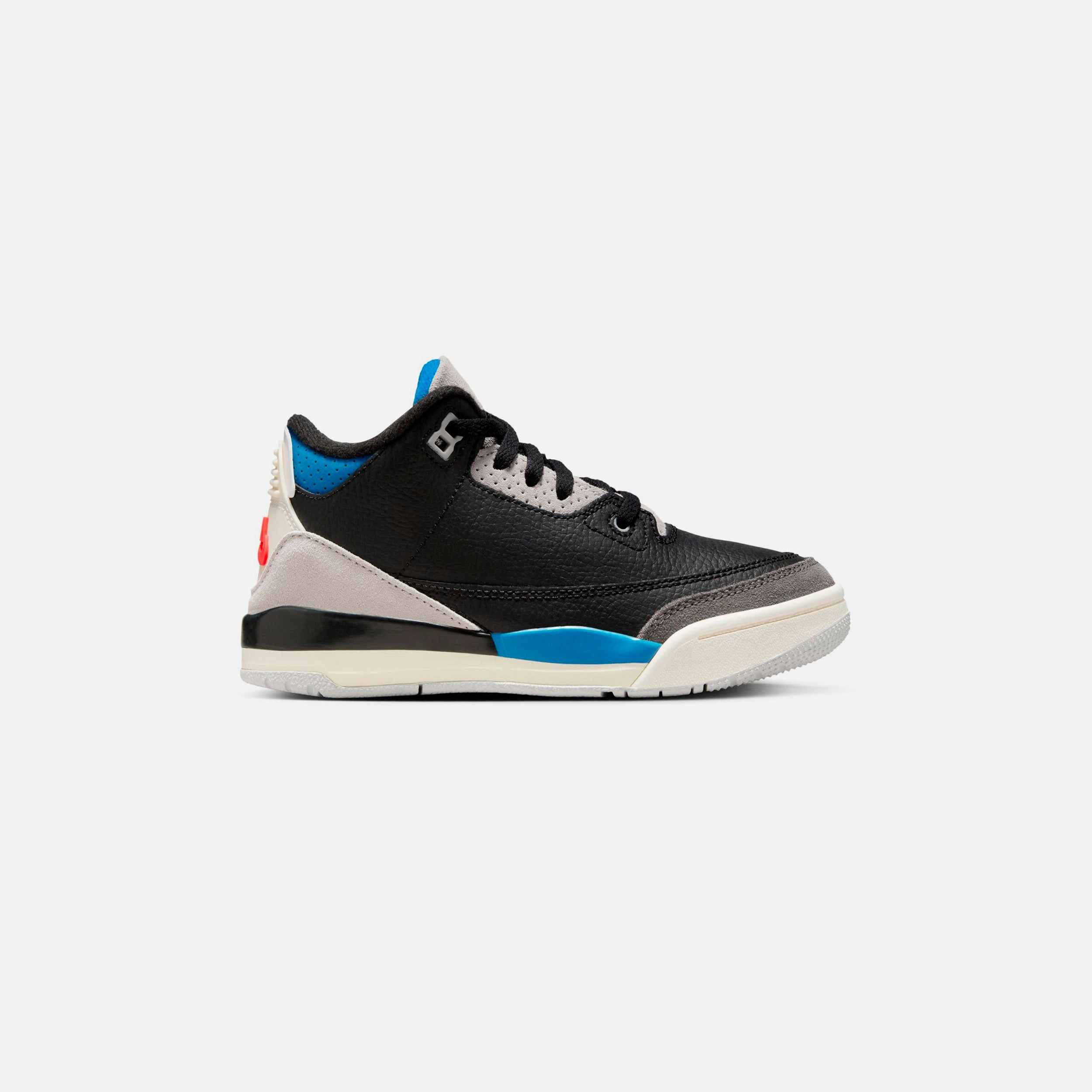 Air Jordan 3 Retro OG (PS) Fashion Step