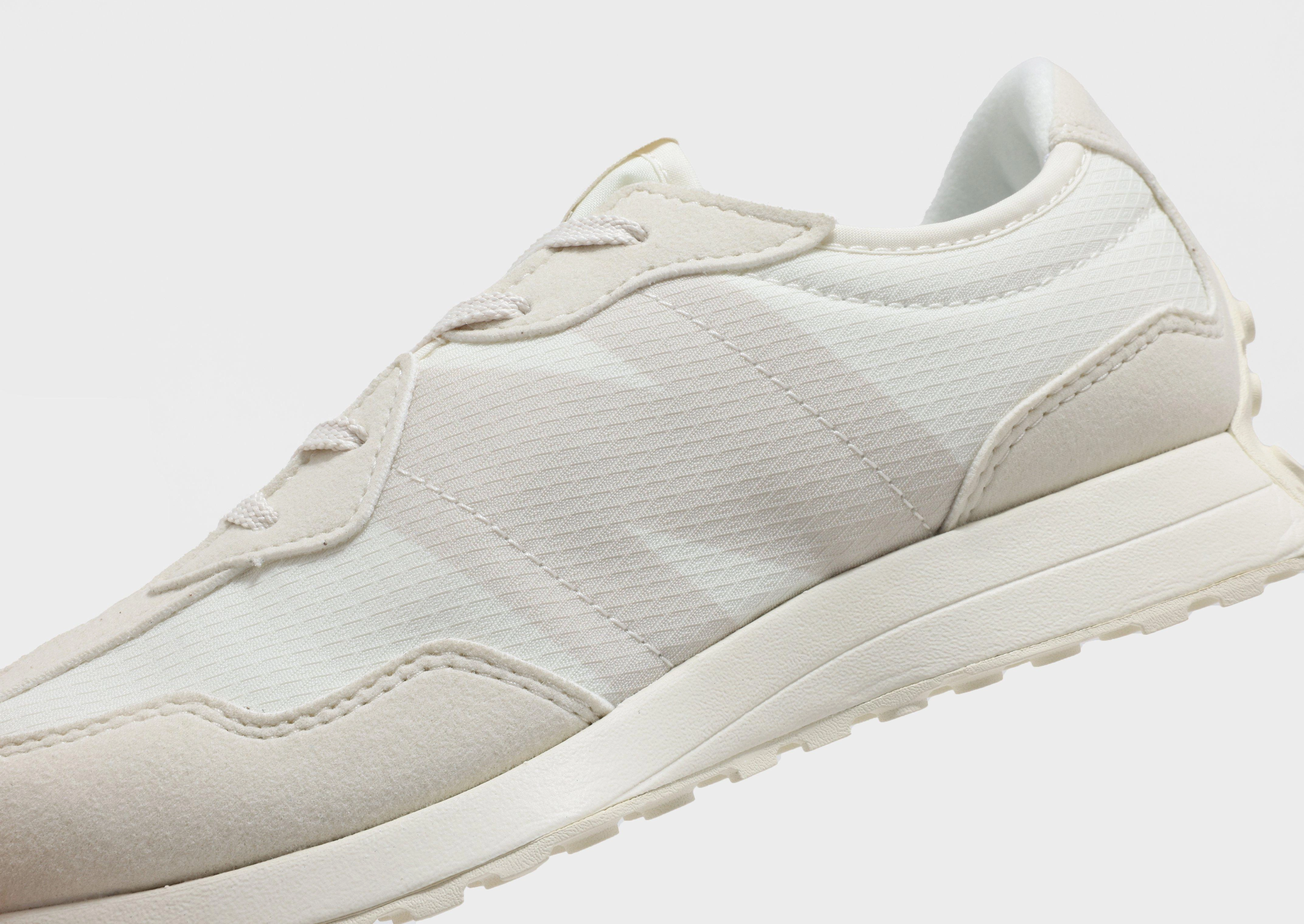 327 Junior's hook - and - loop