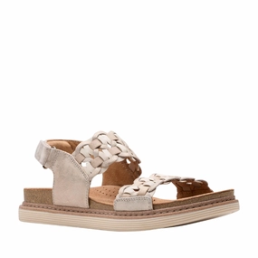 Clarks Women's Arwell Glide Wide Metallic Comfortable Footwear for Beach Flexible Straps