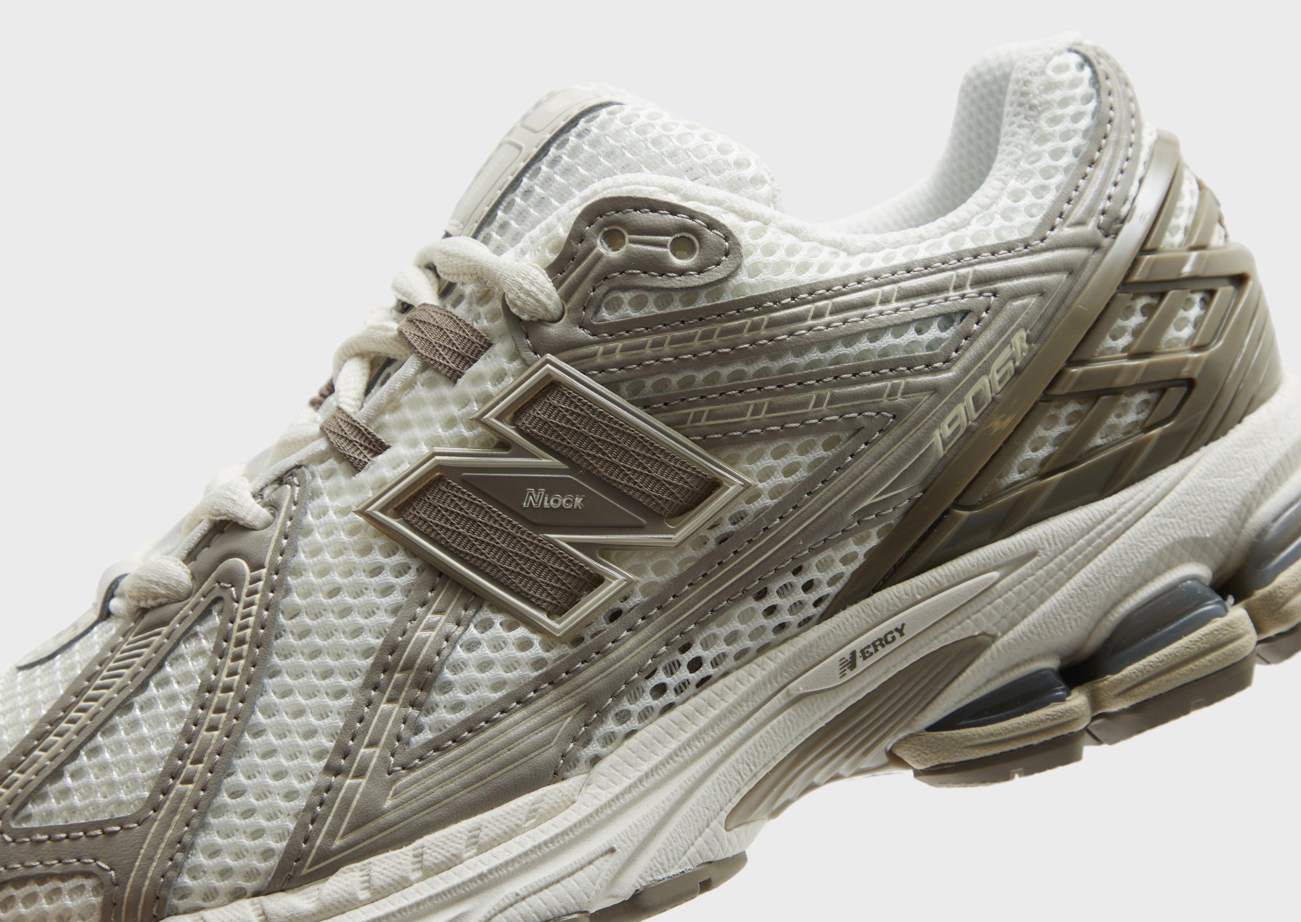 1906 Women's book - themed running gear collar