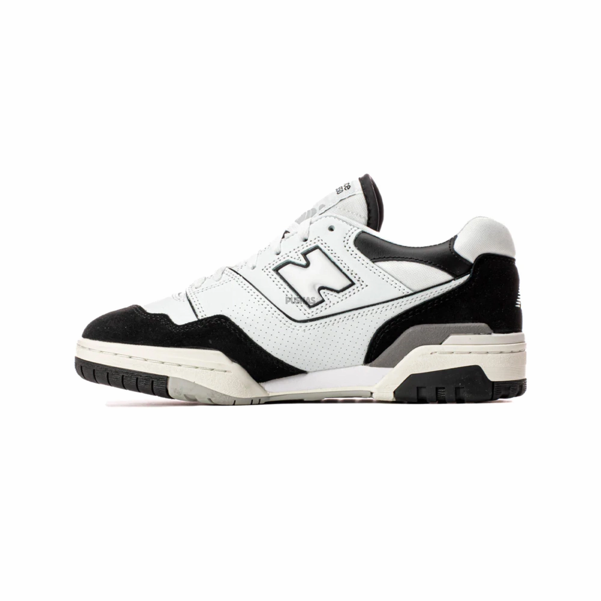 well made 550 'White Black Rain Cloud' (2022)