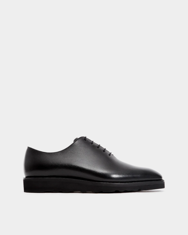Catch Hike Spring Vibe Black Wholecut Oxford Lightweight Dress Shoe