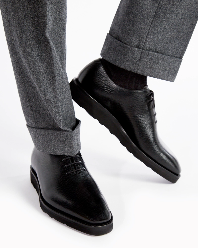 Busy Life Black Wholecut Oxford Lightweight Dress Shoe