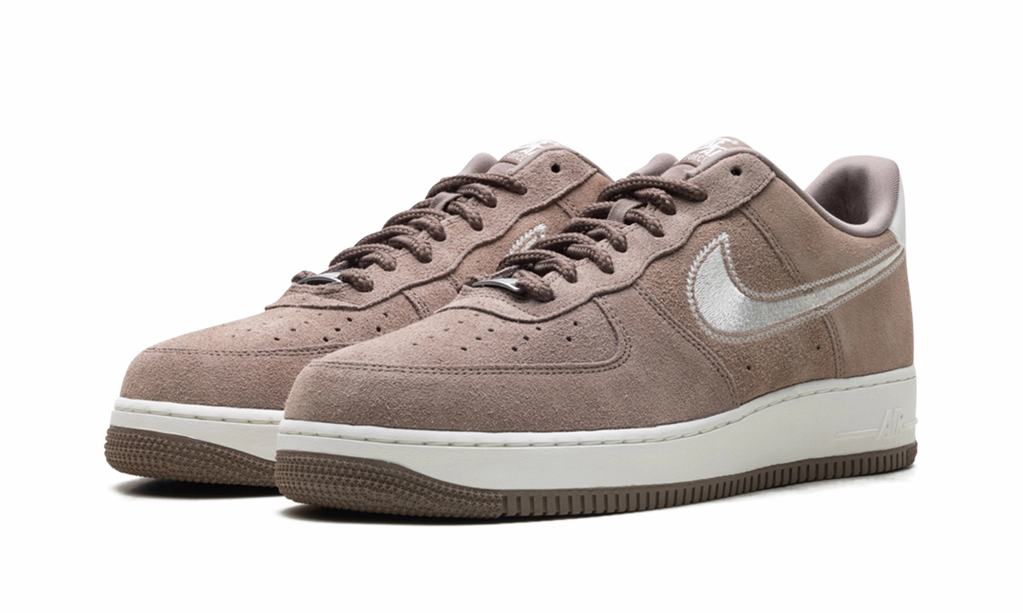 Ready Wear Test Hike Air Force 1 Low '07 LV8 "Mink Brown Embroidered Swoosh"