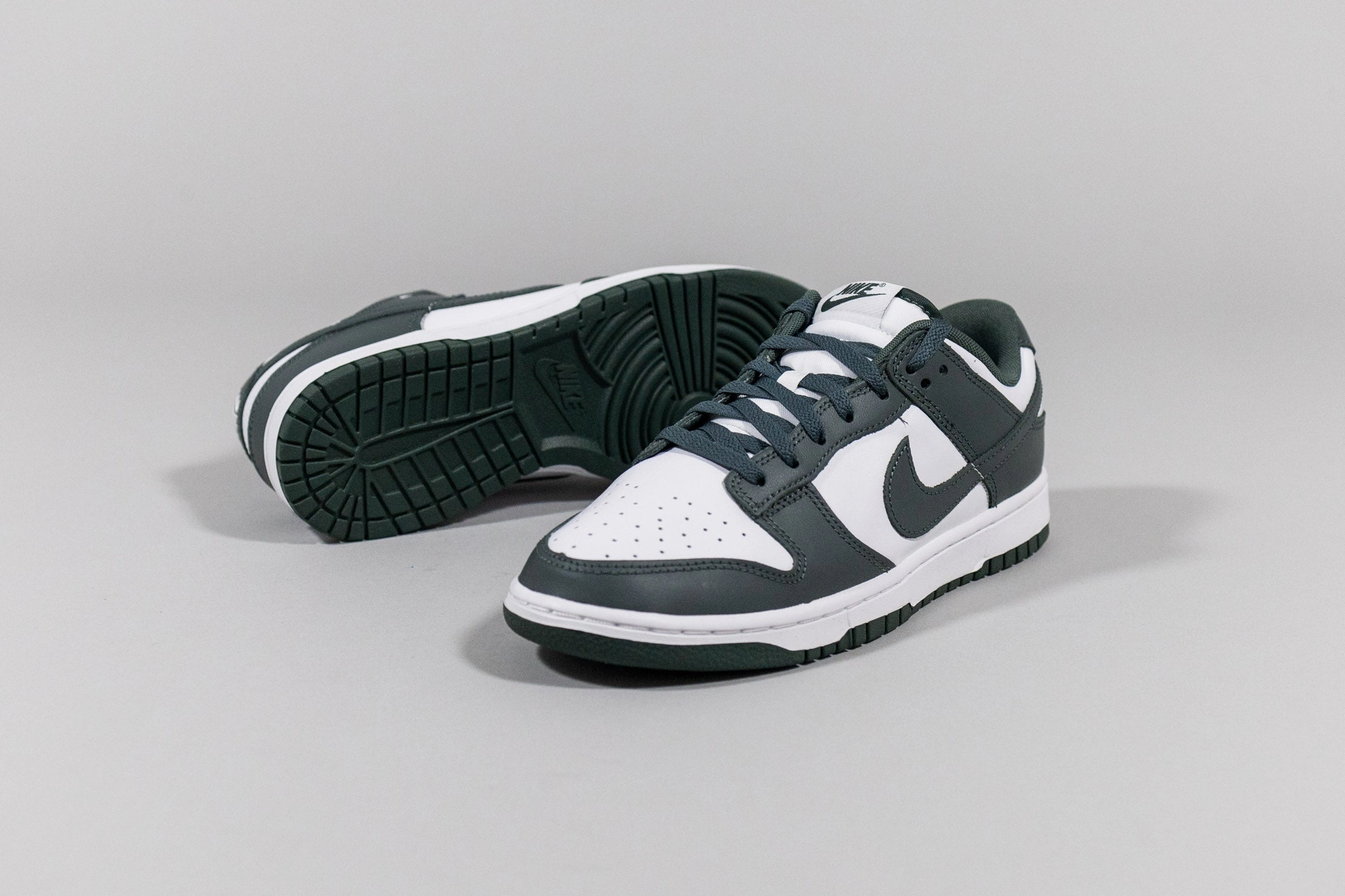 Nike Dunk Low 'Vintage Green' Snug Lining