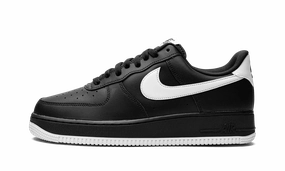 Step Comfort Air Force 1 '07 "Black / White"