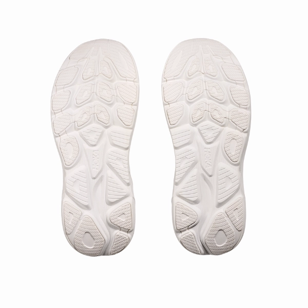 noiseless - movement shoes Hoka Women's Clifton 10 White