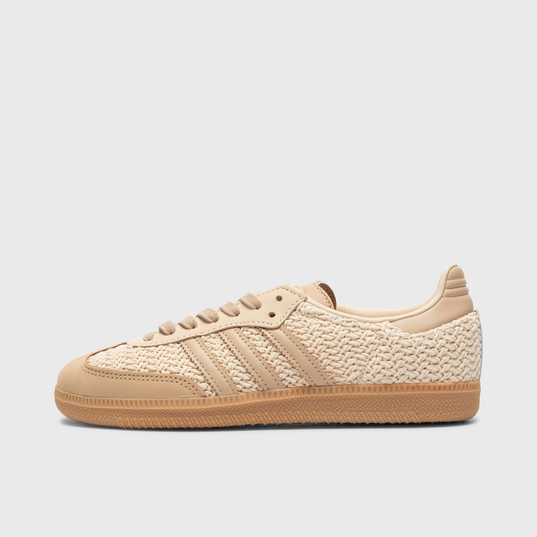 adidas Women's Samba OG Sand Strata / Magic Beige - Gum Trail Comfort Streamlined materials