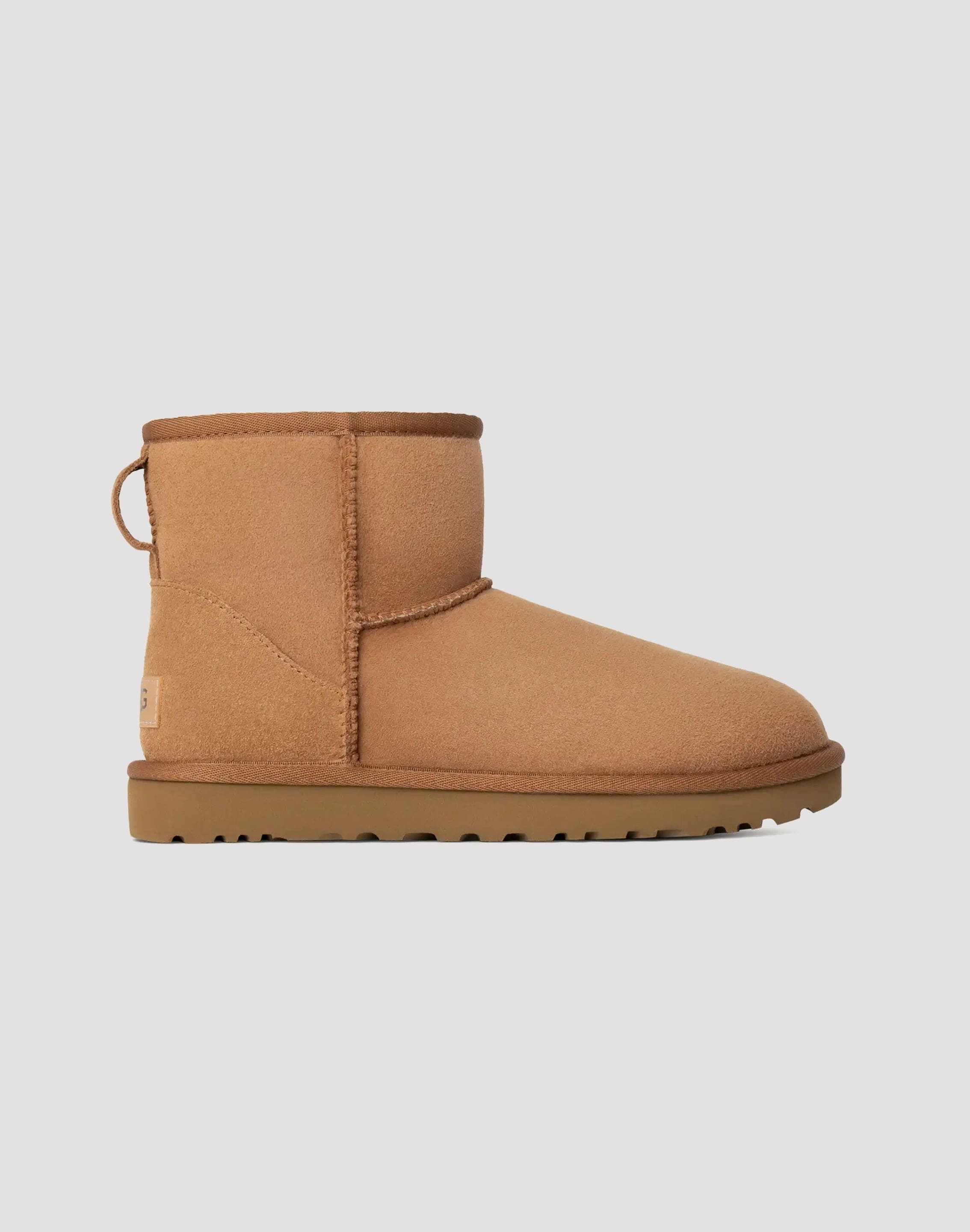 Breathable Upper UGG Classic Mini II Boot