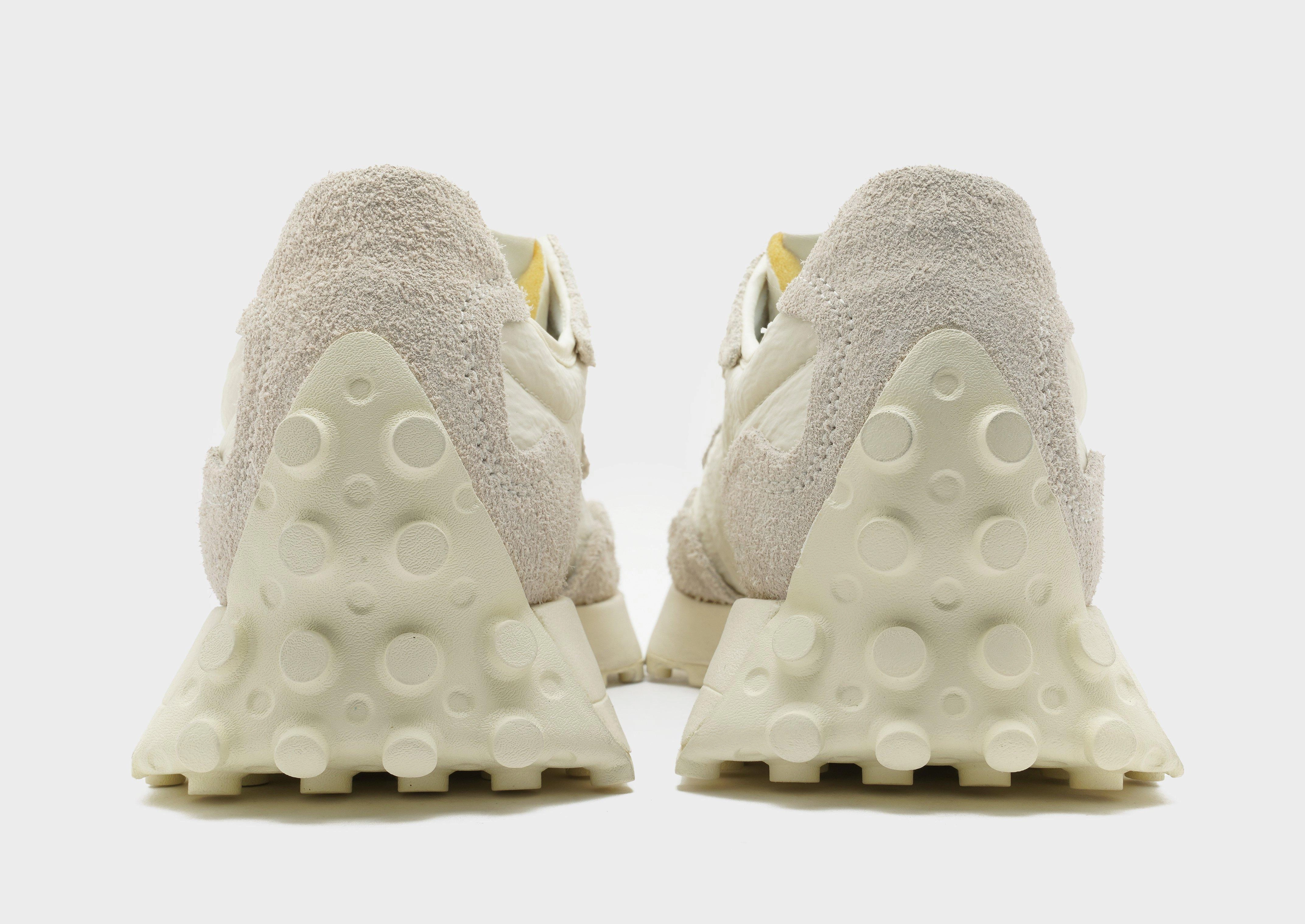 Workout clothes nicely colored 327