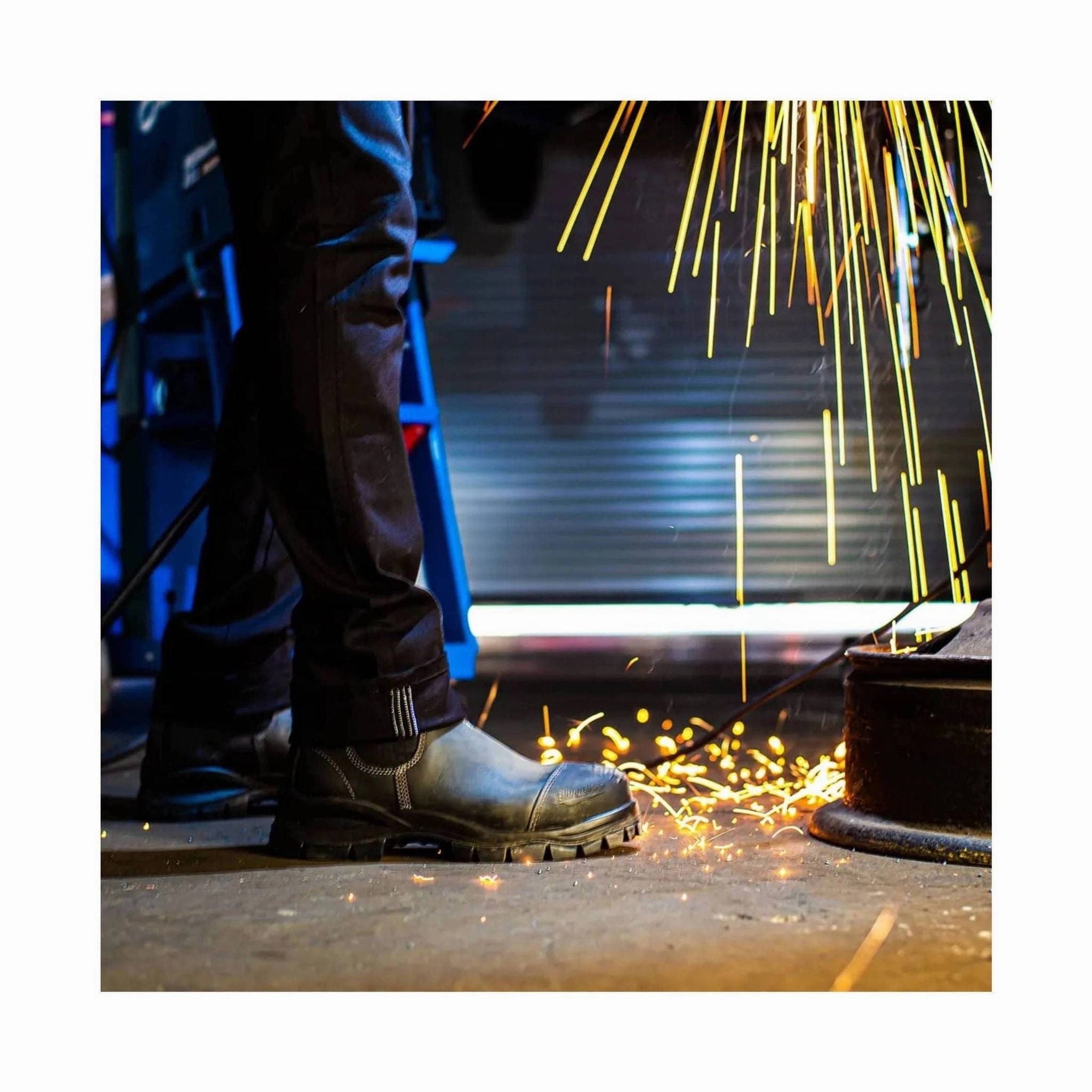 Blundstone Extreme Series Steel Toe Work Boots - Black Feather Light Active Nomad