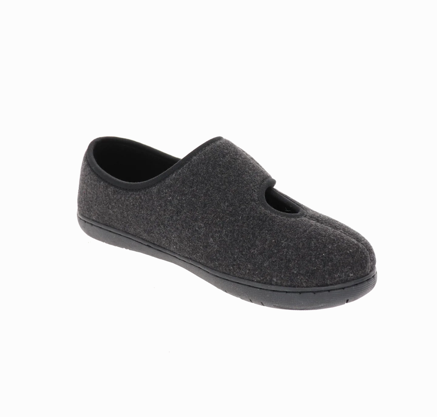 Kendale M2 Black Slipper Foot alignment