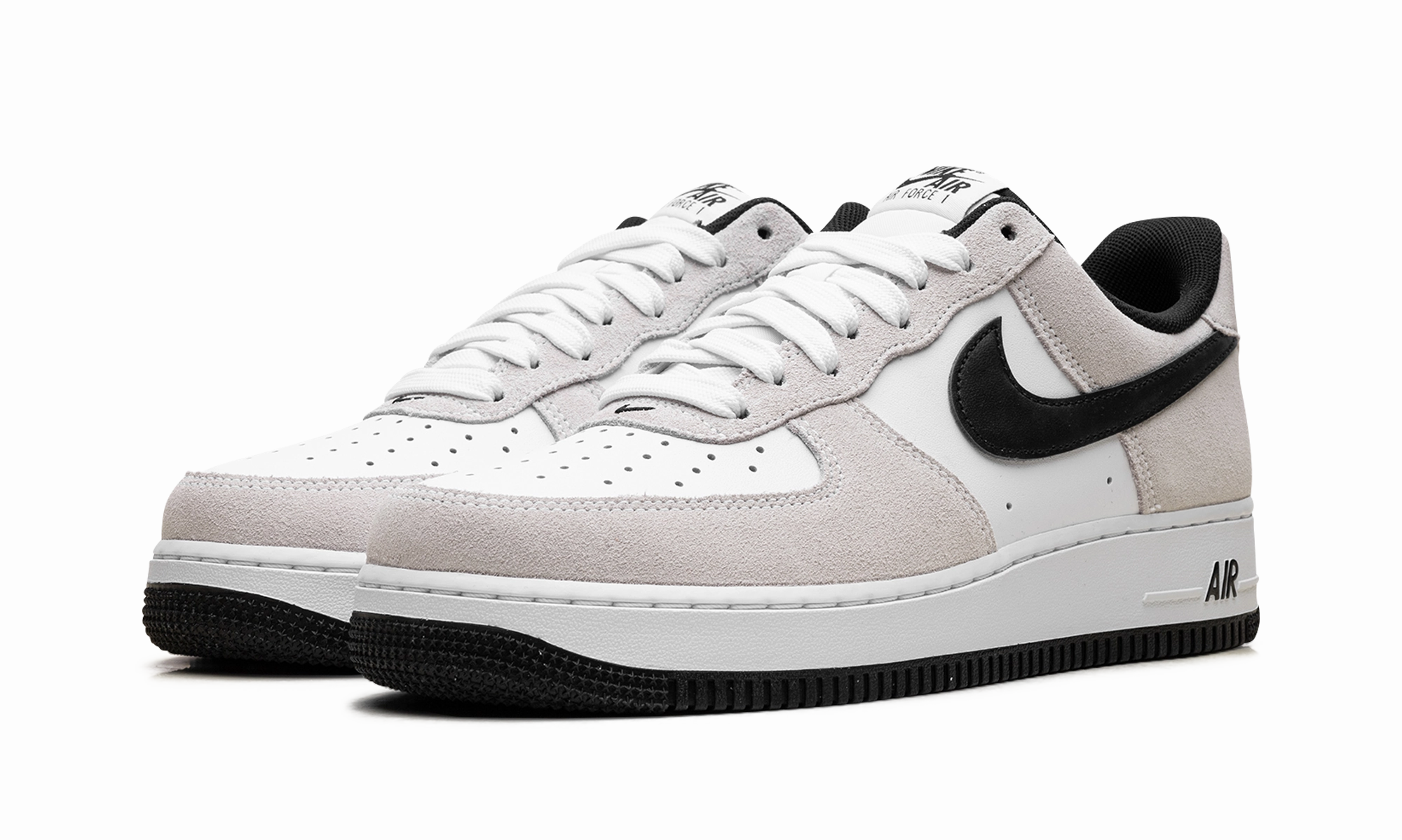 SoftInterior Flat Form Air Force 1 Low '07 LV8 "White Black"