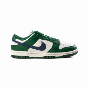 Easy Routine Foot Journey Nike Dunk Low Retro 'Gorge Green Midnight Navy' Women's (2023)