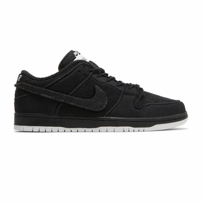 Fashion Walk Nike SB Dunk Low x Gnarhunters 'Black' (2022)