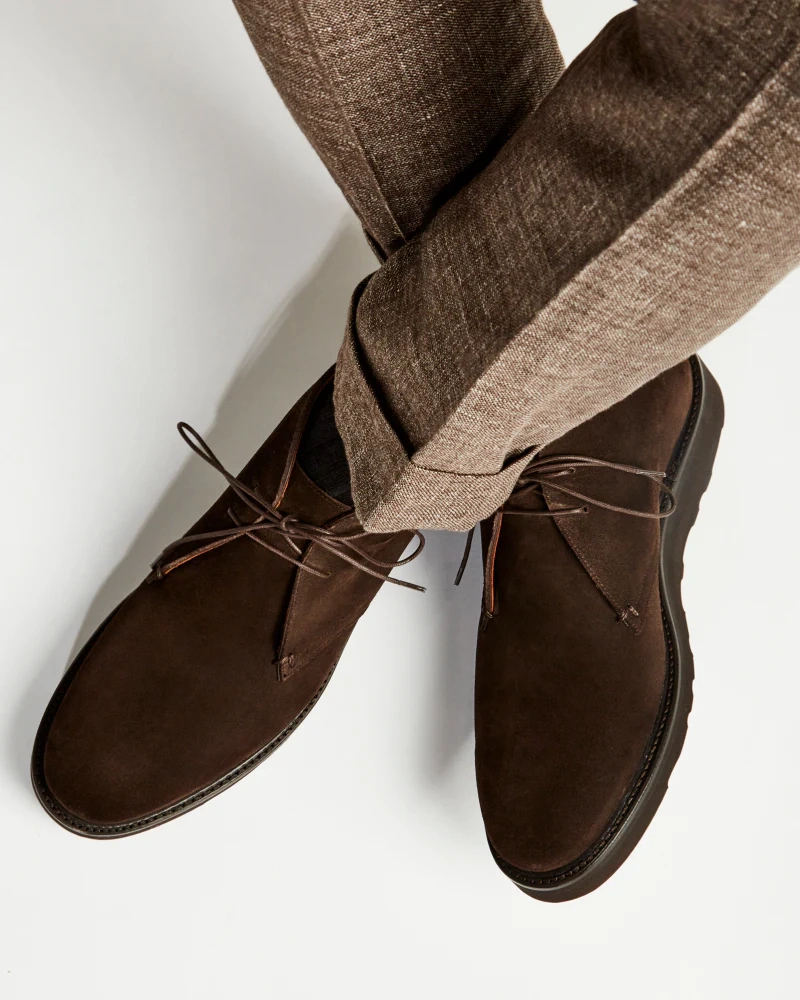 Brown Suede Lightweight Chukka Boot Contoured Foot Shape Adjustable Straps