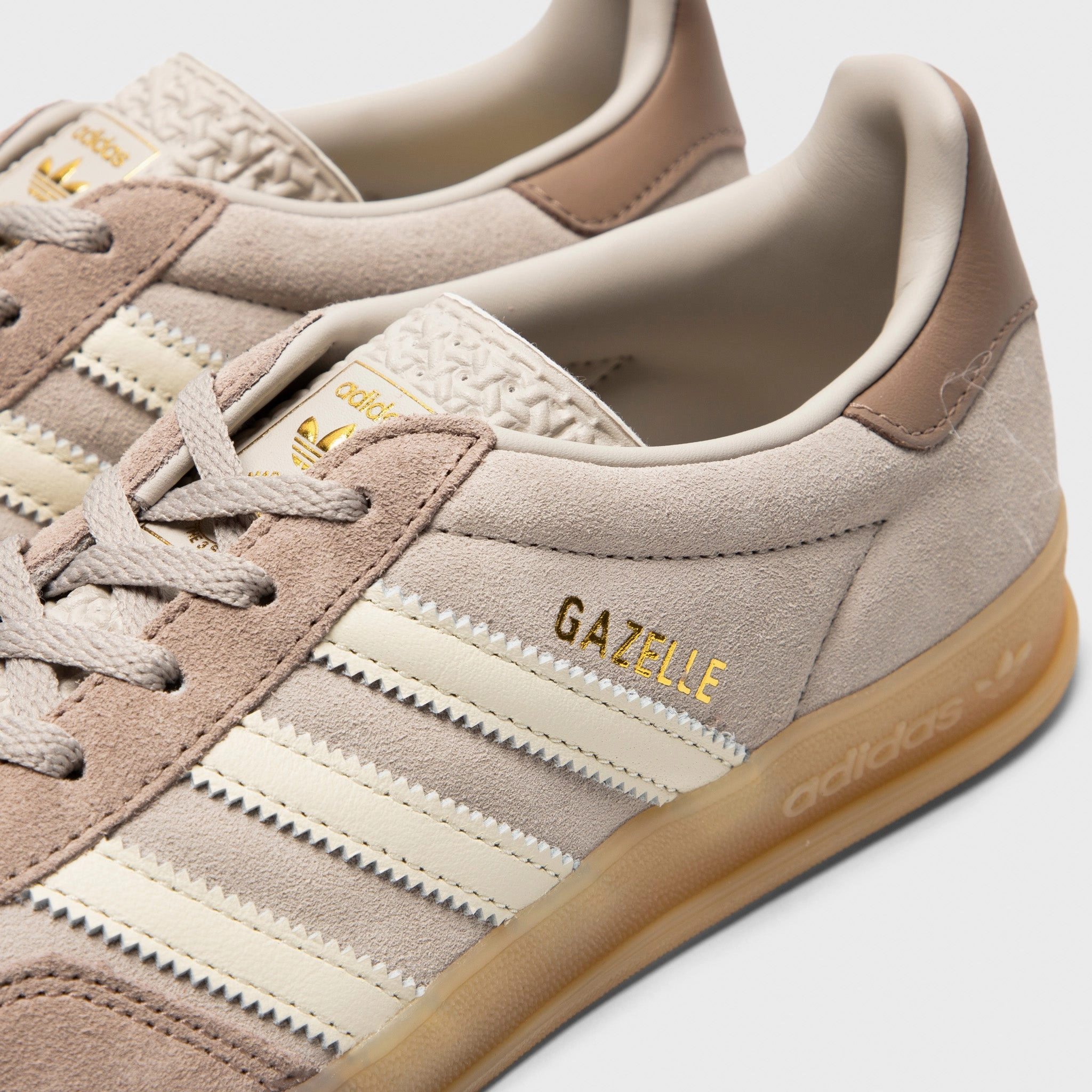 Quick Wear adidas Women's Gazelle Light Brown / Off White - Gum