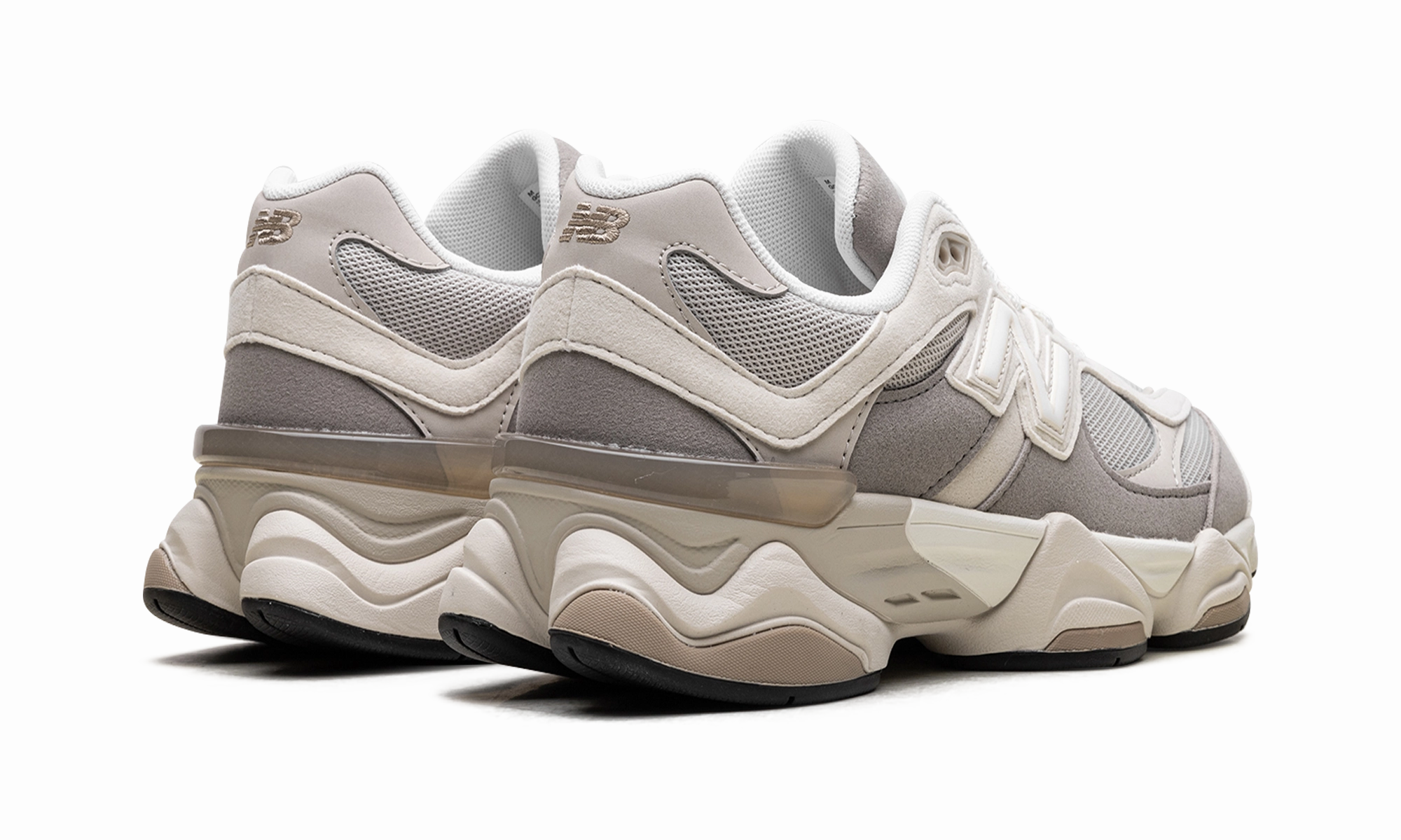 9060 GS "Linen Timberwolf" perforated upper