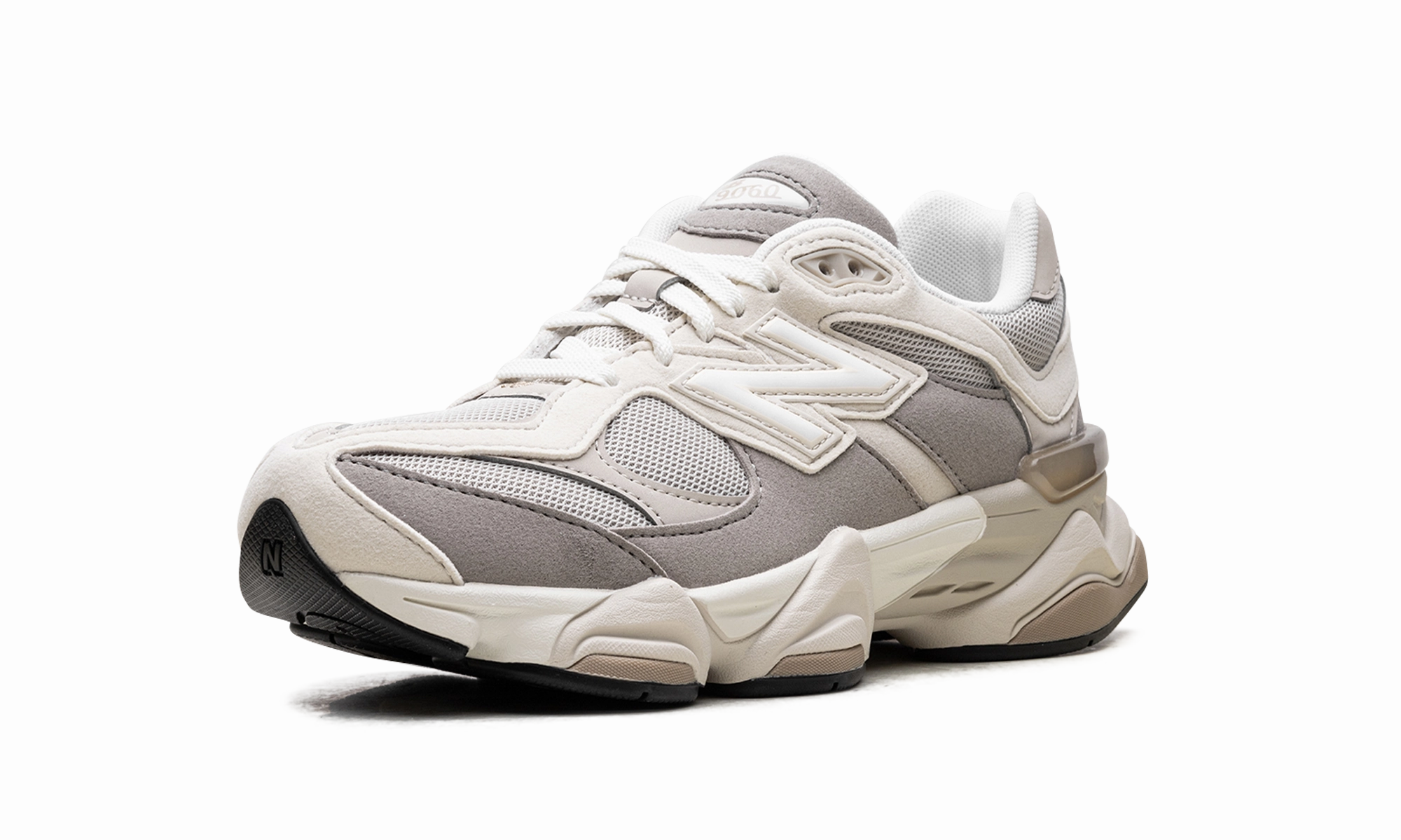 9060 GS "Linen Timberwolf" Heat dissipation