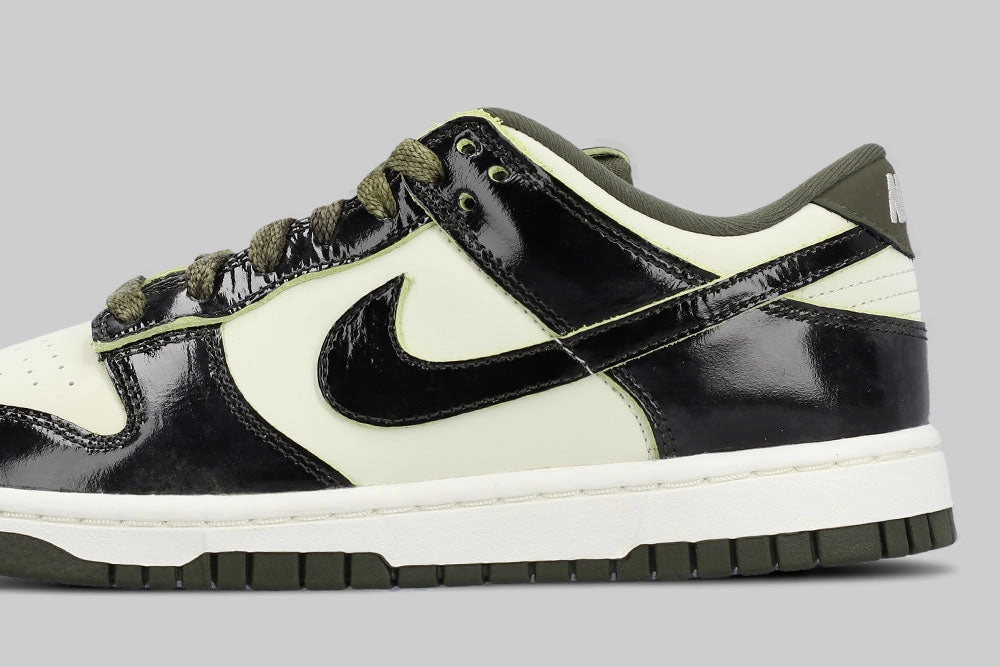 Clean Fit Bacterial Inhibiting Lining Women's Nike Dunk Low SE Panda 'Lemon Twist'