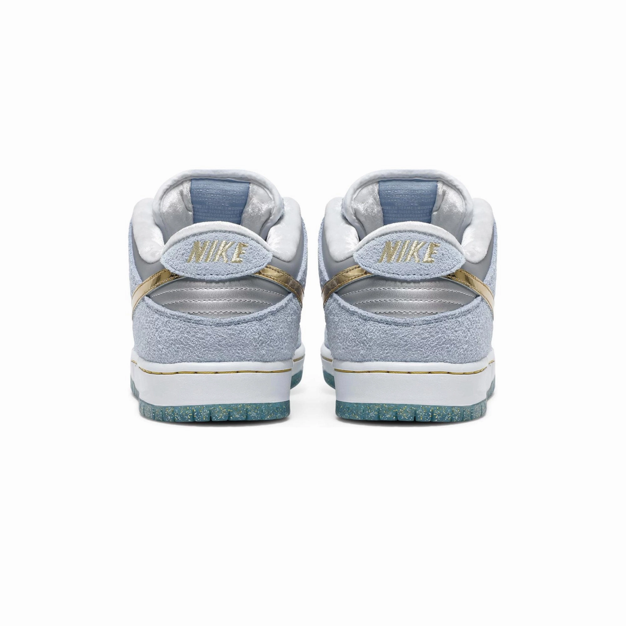 SB Dunk Low 'Sean Cliver' Comfortable ankle support