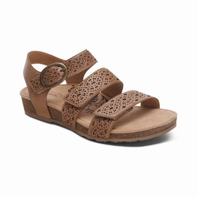 Sporty Flats Aetrex Women's Lilly Cutout Taupe