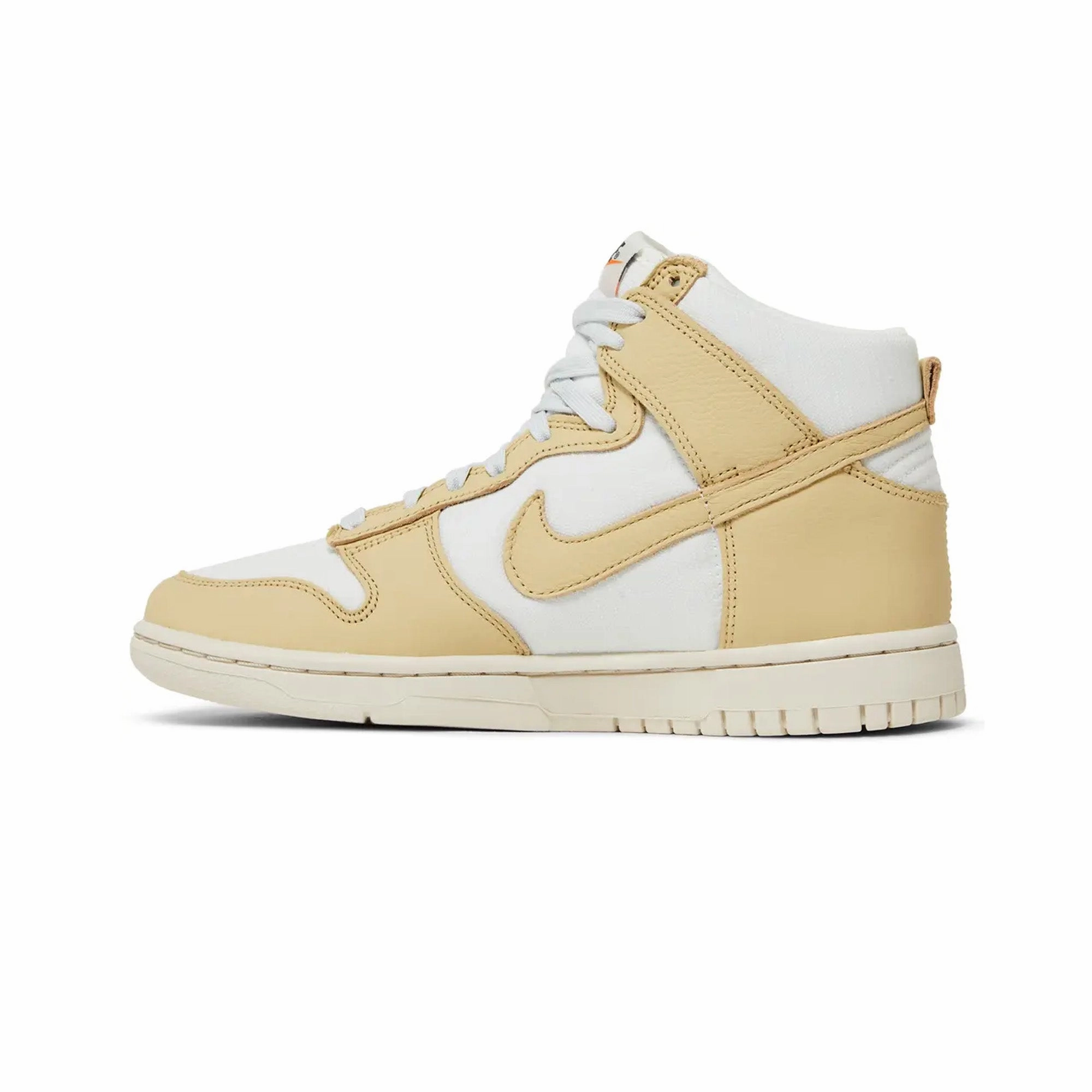 Nike Dunk High LX Certified Fresh 'Team Gold' W (2022) Indoor Walk