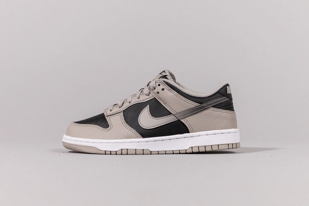 Prairie Run Non Marking Sole Nike Dunk Low 'College Grey' (GS)