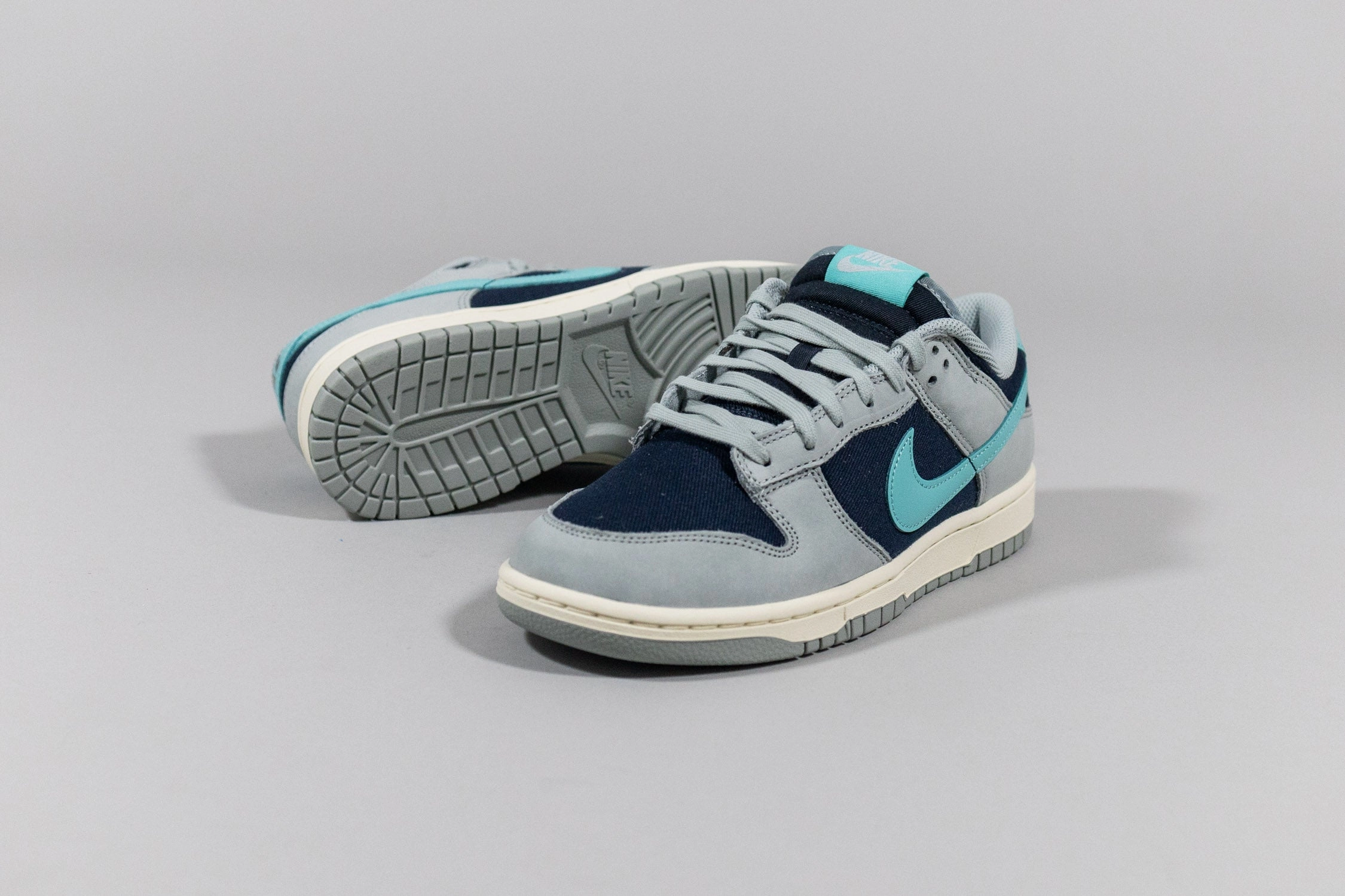 Rain Jog Nike Dunk Low 'Light Pumice and Dark Obsidian'