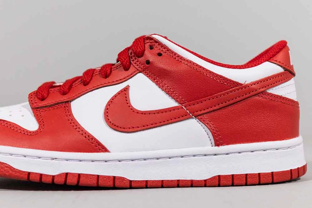 Nike Dunk Low 'White and University Red' (GS) Flex Feel