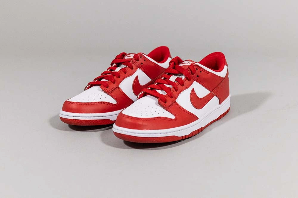 Grip Comfort Nike Dunk Low 'White and University Red' (GS)