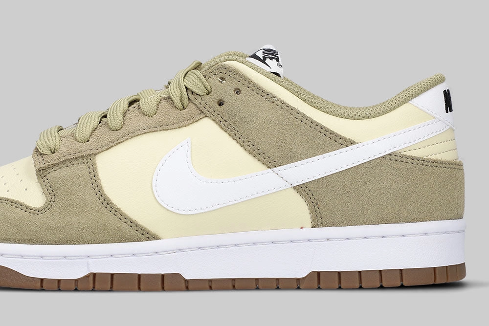 Premium cushioning Nike Dunk Low Retro SE 'Neutral Olive '