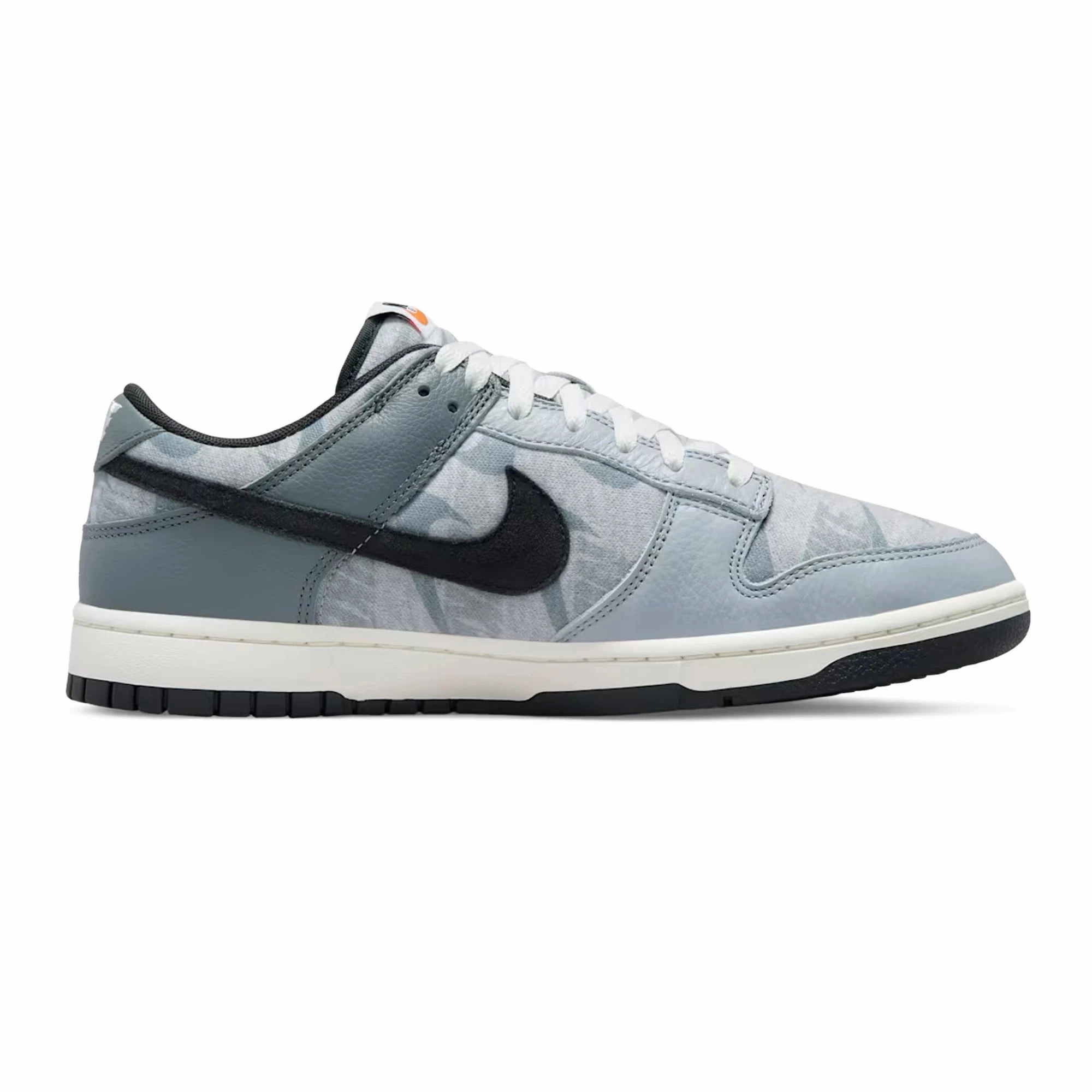 Nike Dunk Low SE 'Copy Paste' (2022) Tree Hike