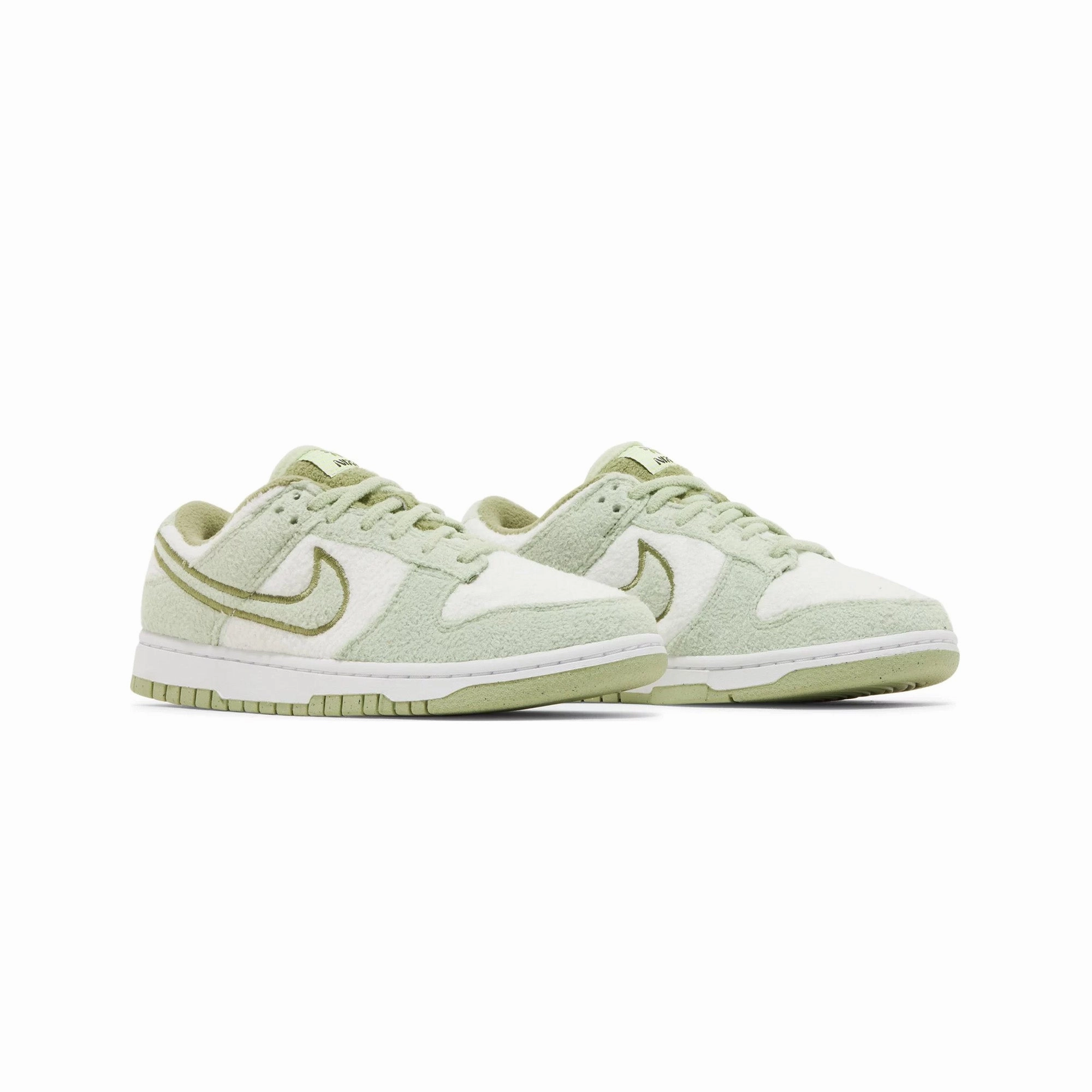 Nike Dunk Low SE Fleece Pack 'Honeydew' Women's (2022) Outfit Essential