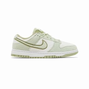 Mood Match Nike Dunk Low SE Fleece Pack 'Honeydew' Women's (2022)
