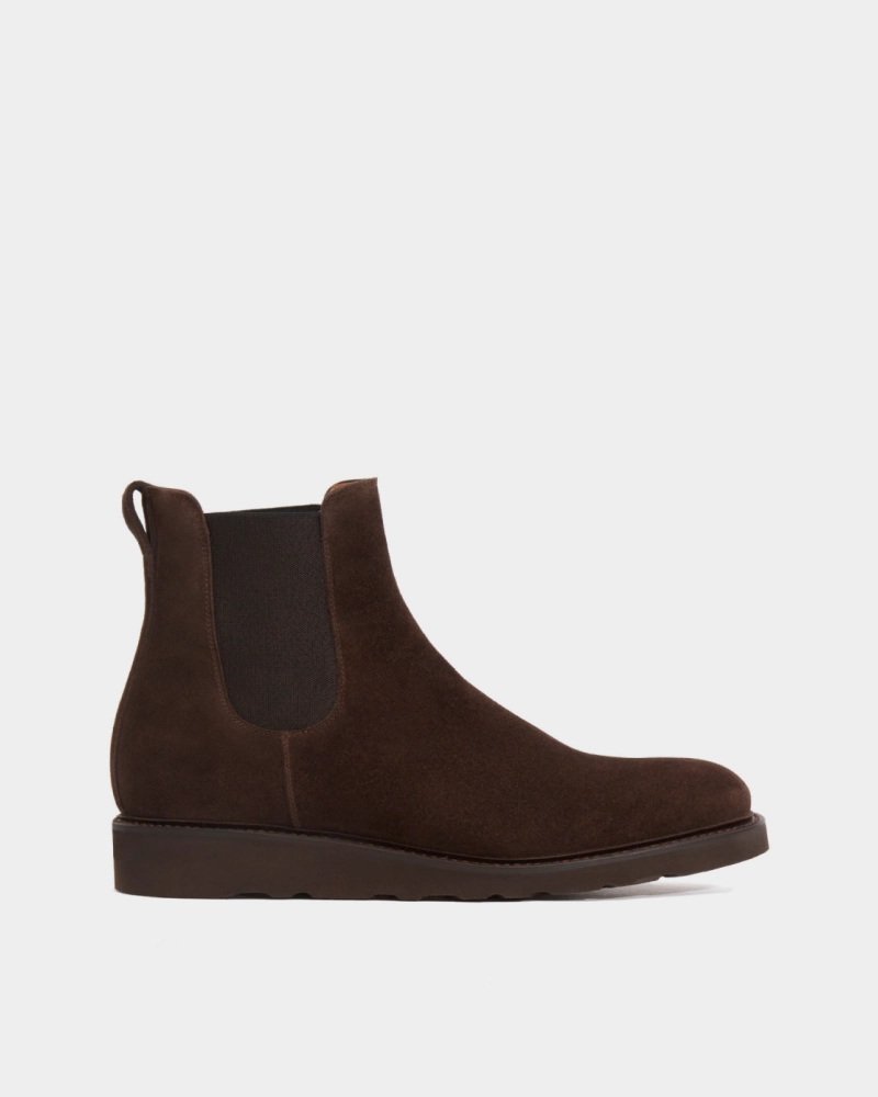 Seamless Finish Brown Suede Lightweight Chelsea Boot