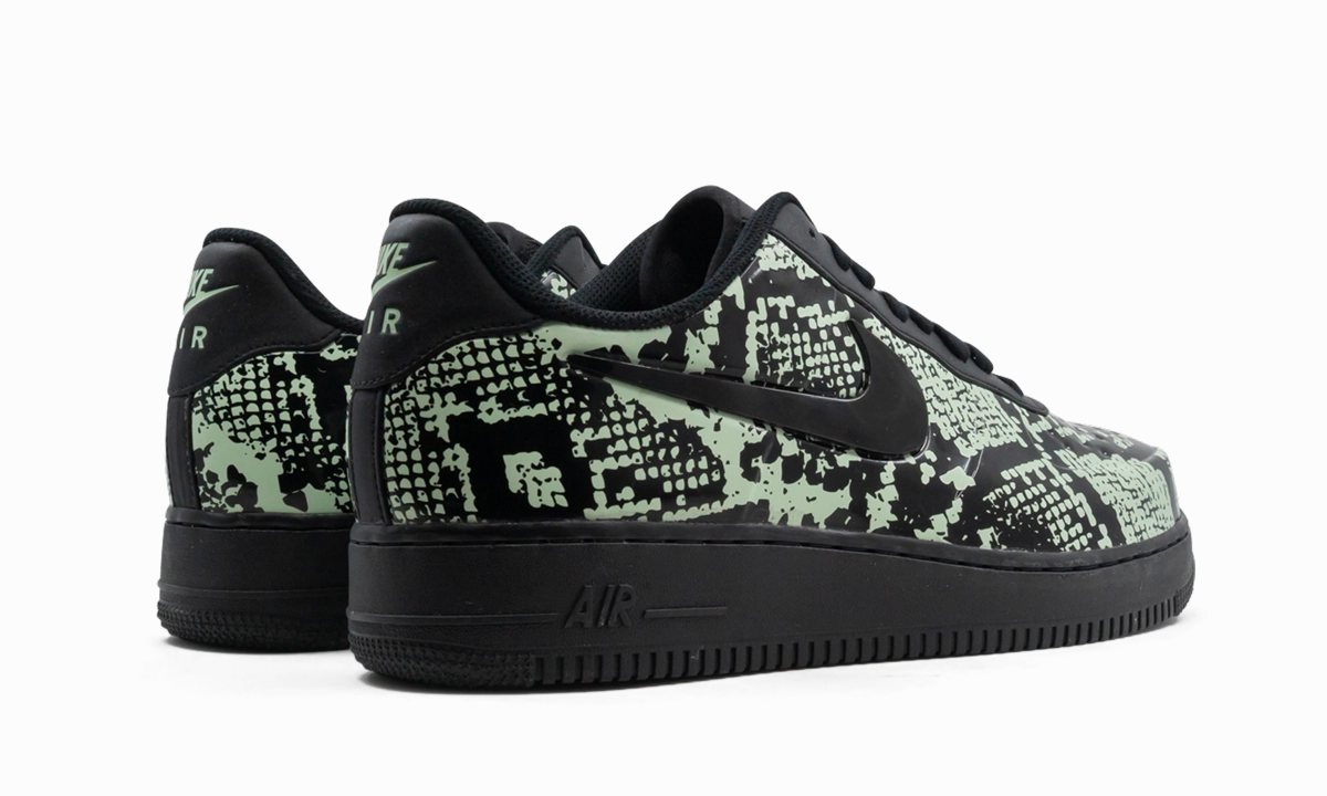 Air Force 1 Foamposite Pro Cup Glow Run